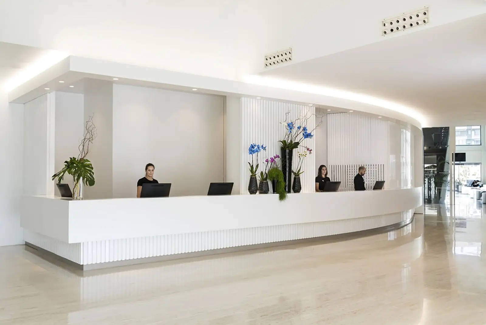 Galow Lobby Front Desk Hotel 2 2